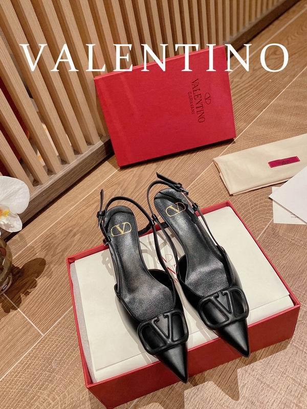 Valentino Women's Shoes 602